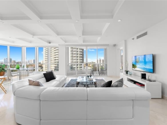 21150 Point Pl # 1102, Aventura FL 33180 — #A11762282