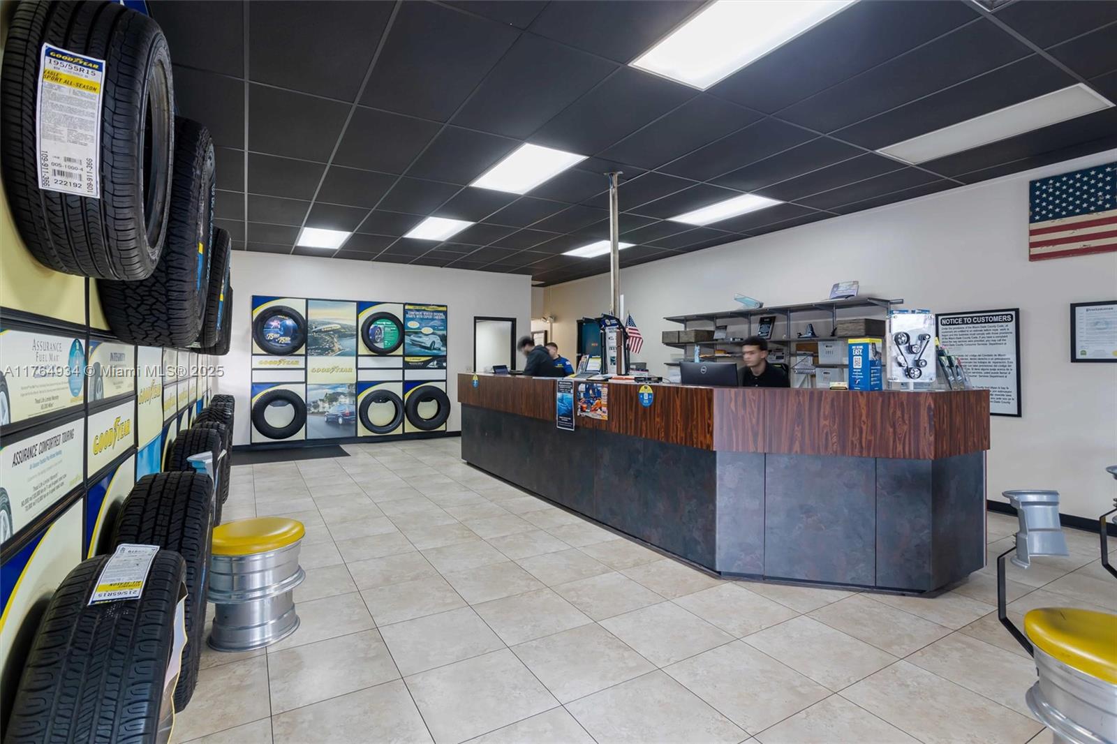 83dcefb7-5017 Listing #A11764934