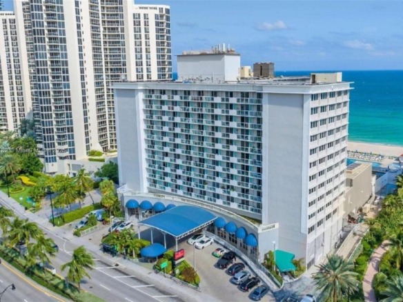 19201 Collins Ave # 1022, Sunny Isles Beach FL 33160 — #A11765182