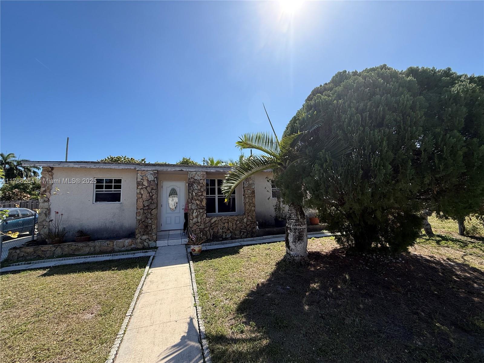 83dcefb7-5040 3221 SW 47th Ave, West Park FL 33023 — #A11766204