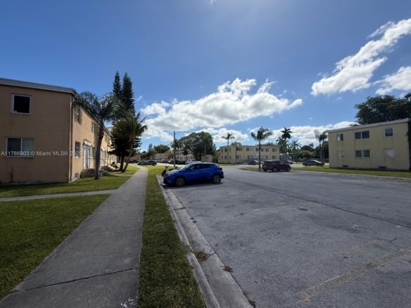 417 NW 84th St # 417, Miami FL 33150 — #A11766903