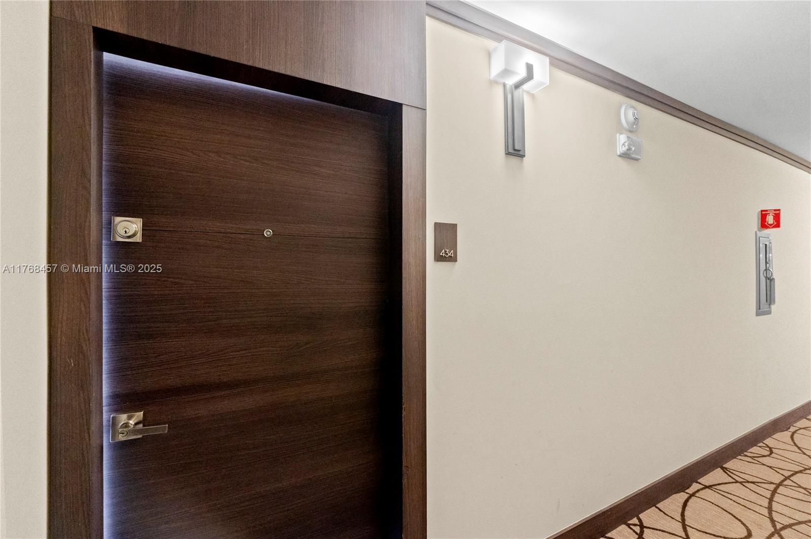20505 E Country Club Dr # 434, Aventura FL 33180 — #A11768457