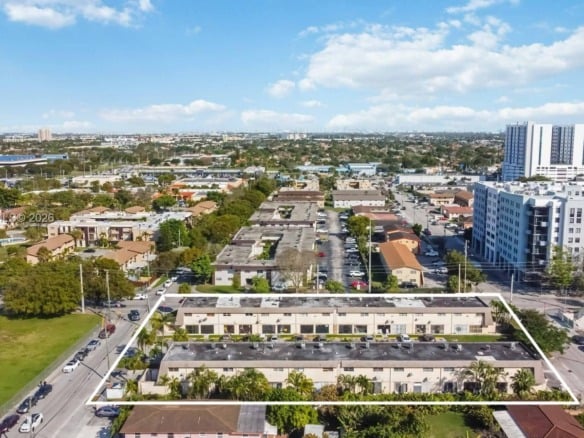 10904 SW 2nd, Sweetwater FL 33174 — #A11768665