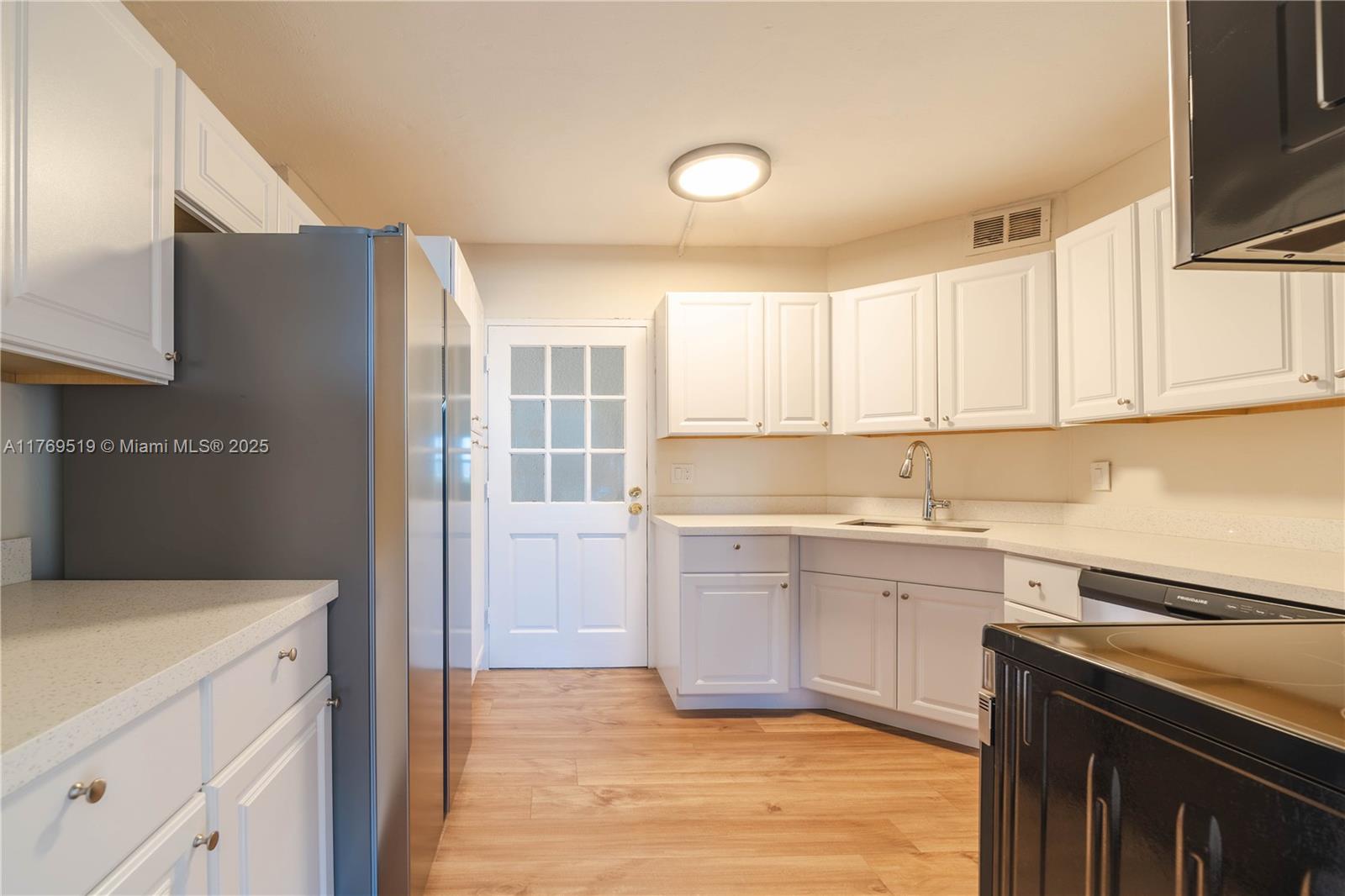 83dcefb7-5101 3301 Spanish Moss Ter # 802, Lauderhill FL 33319 — #A11769519