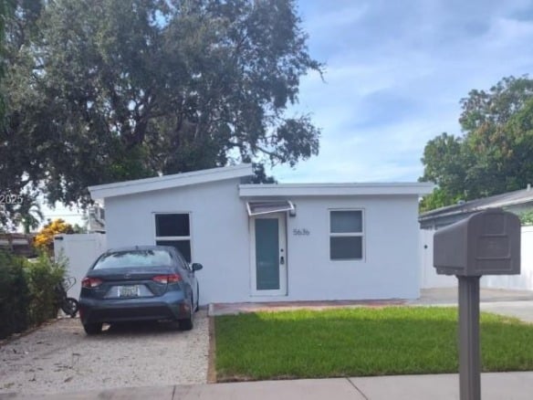 5636 Arthur St, Hollywood FL 33021 — #A11769840