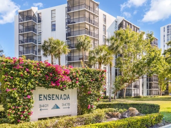 3475 N Country Club Dr # 818, Aventura FL 33180 — #A11770056