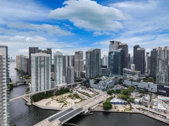 90 SW 3rd St # 4103, Miami FL 33130 — #A11771341