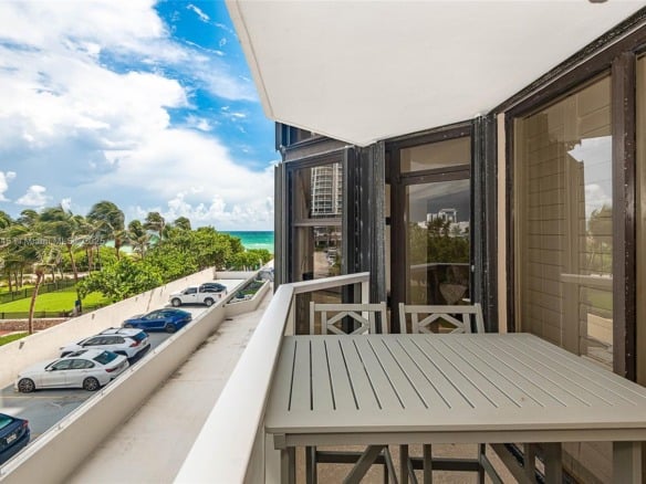 6423 Collins Ave # 309, Miami Beach FL 33141 — #A11772645