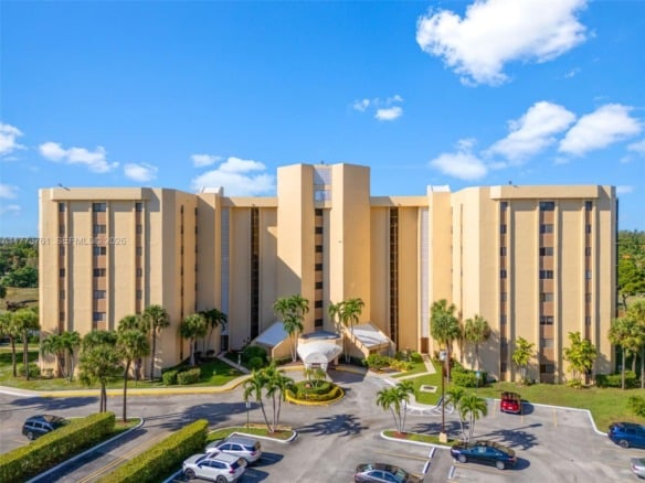 7200 Radice Ct # 709, Lauderhill FL 33319 — #A11773761