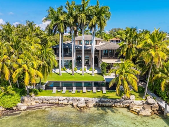 9 Harbor Pt, Key Biscayne FL 33149 — #A11774784