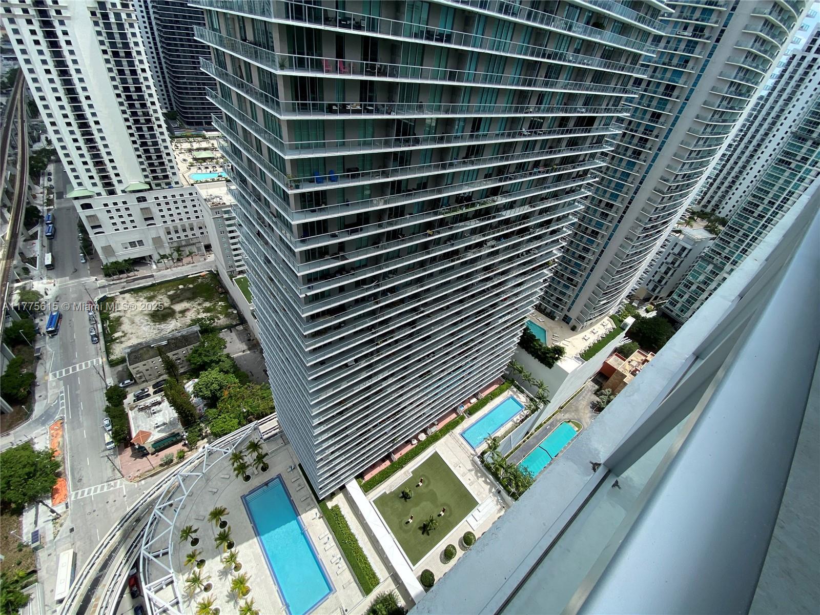 83dcefb7-5211 79 SW 12 ST, Miami FL 33130 — #A11775615