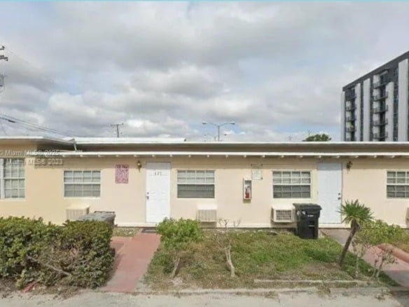 425 NE 8th St, Fort Lauderdale FL 33304 — #A11778453