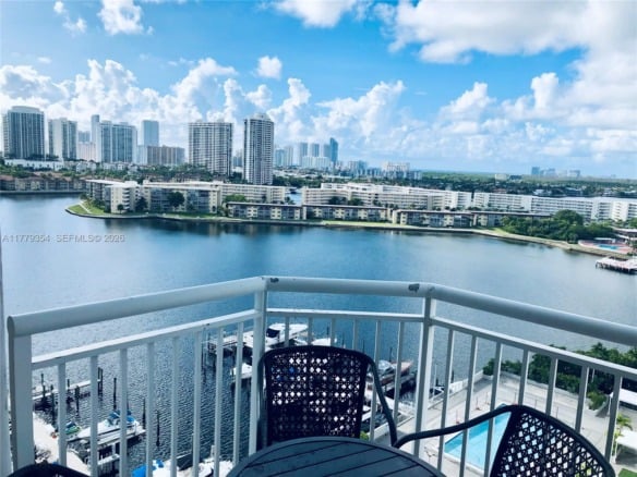 18071 Biscayne Blvd # 1503, Aventura FL 33160 — #A11779354