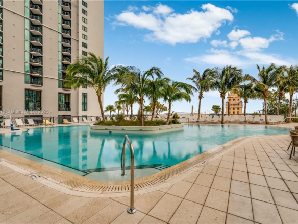 601 NE 1st Ave # 4212, Miami FL 33132 — #A11780873