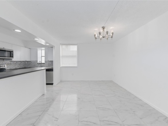 20301 NE 30th Ave # 5, Aventura FL 33180 — #A11662806