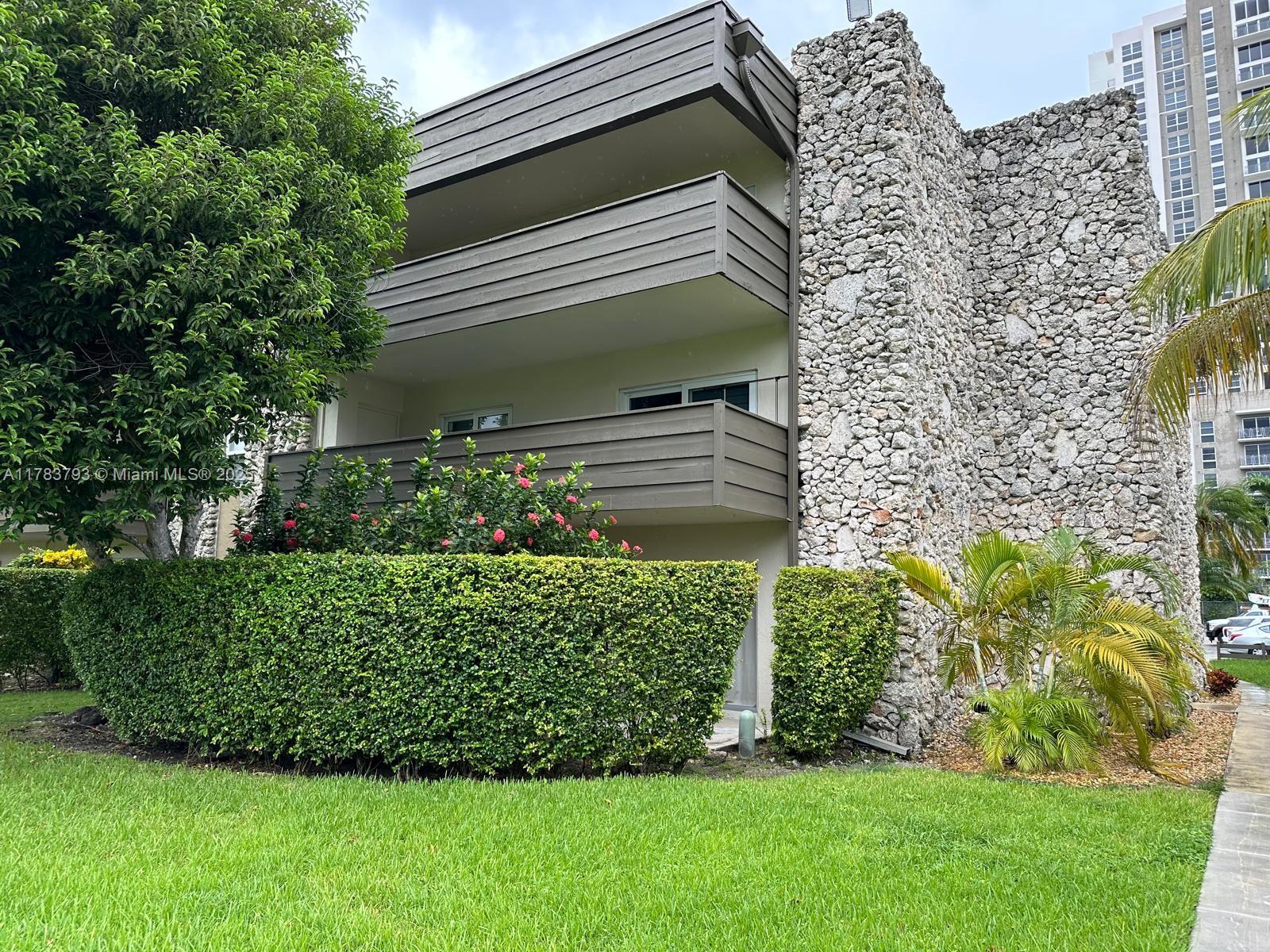83dcefb7-5359 8335 SW 72nd Ave # 202D, Miami FL 33143 — #A11783793
