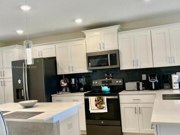 3111 Paradox circle # 104, Kissimmee FL 34746 — #A11846785