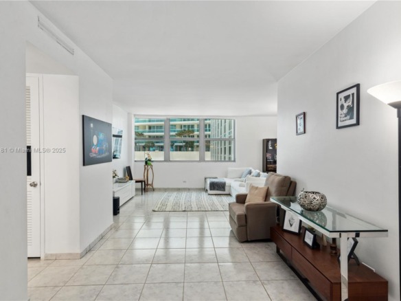 5055 Collins Ave # 5F, Miami Beach FL 33140 — #A11786181