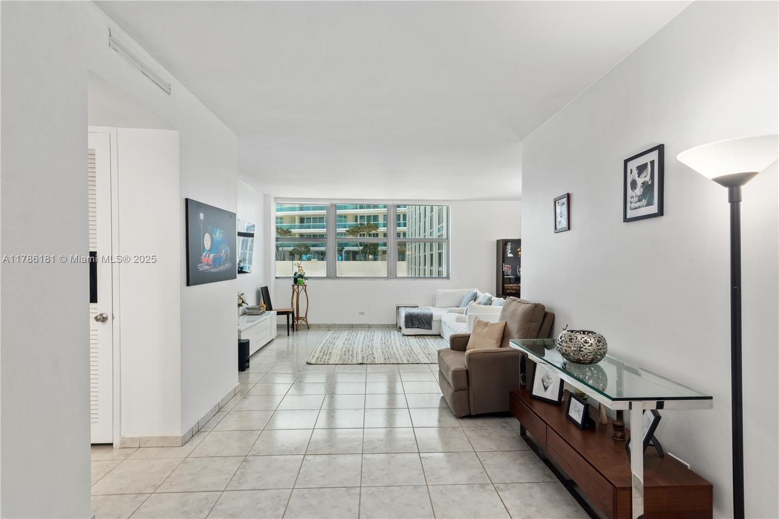 83dcefb7-5408 5055 Collins Ave # 5F, Miami Beach FL 33140 — #A11786181
