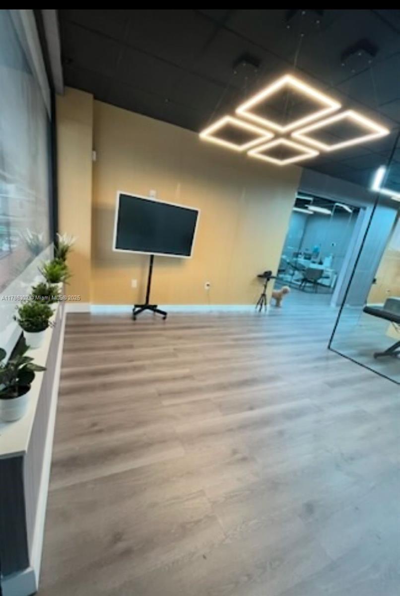 83dcefb7-5410 Confidential, West Miami FL 33144 — #A11786302