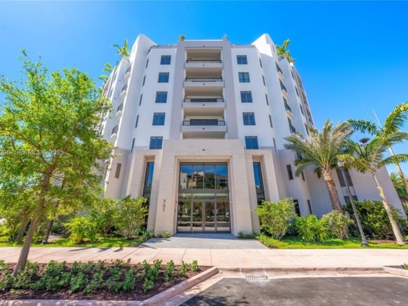 701 Valencia Ave # 405, Coral Gables FL 33134 — #A11787996