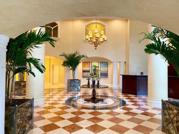 20000 E Country Club Dr # 405, Aventura FL 33180 — #A11789367