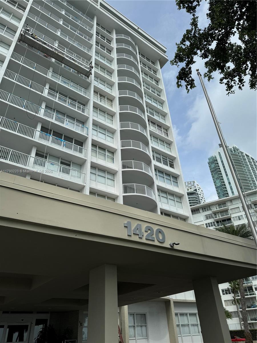 83dcefb7-5474 1420 Brickell Bay Dr, Miami FL 33131 — #A11790220