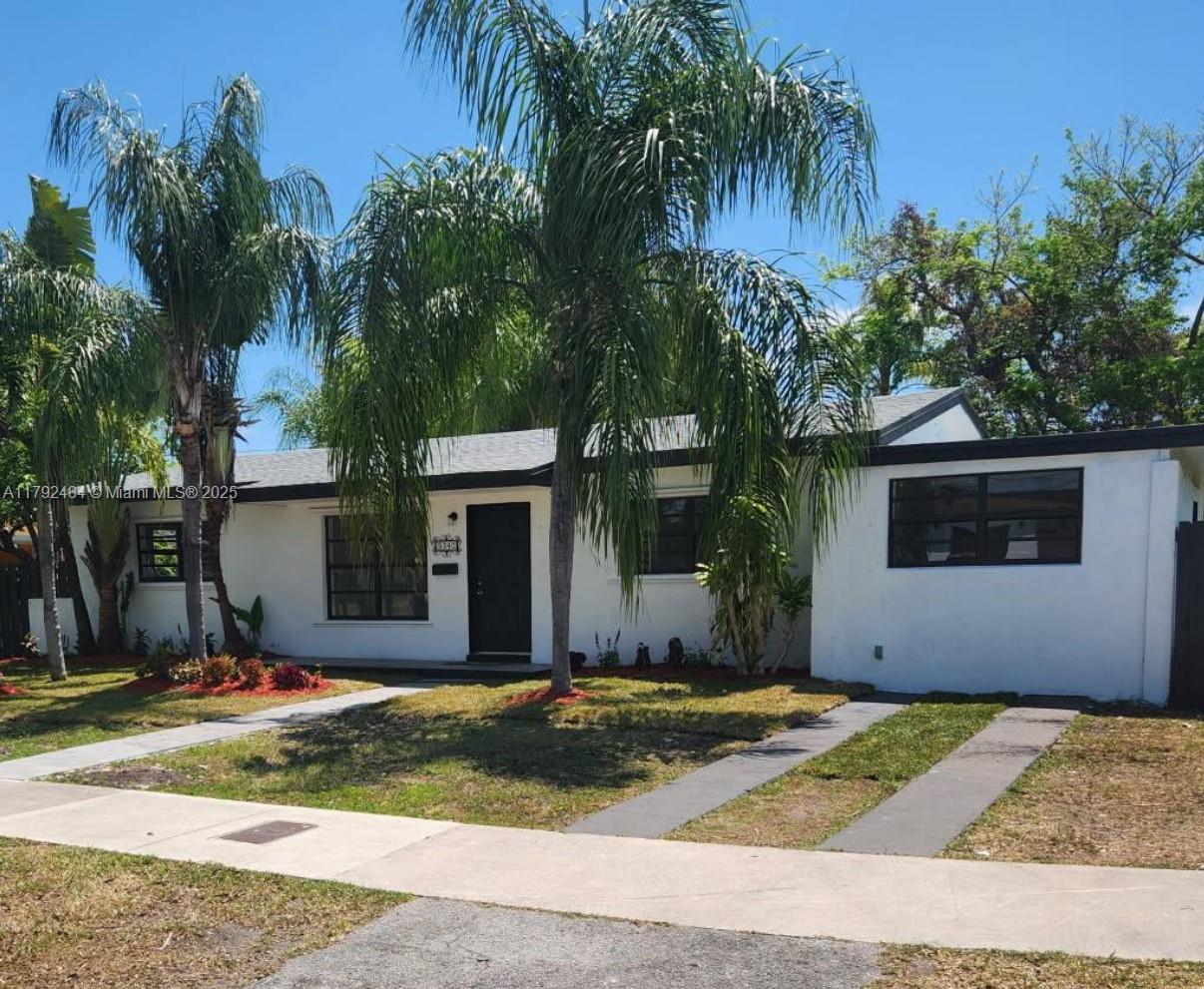 9340 Martinique Dr, Cutler Bay FL 33189 — #A11792484