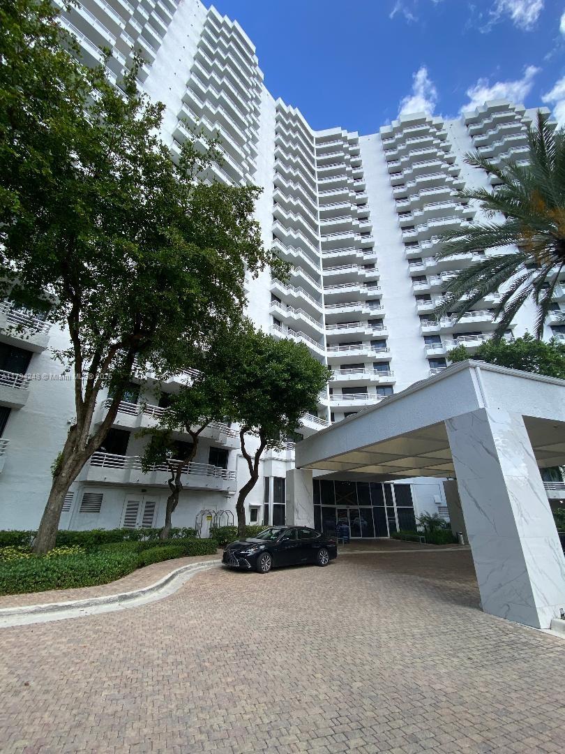 3300 NE 192nd St # 612, Aventura FL 33180 — #A11794248