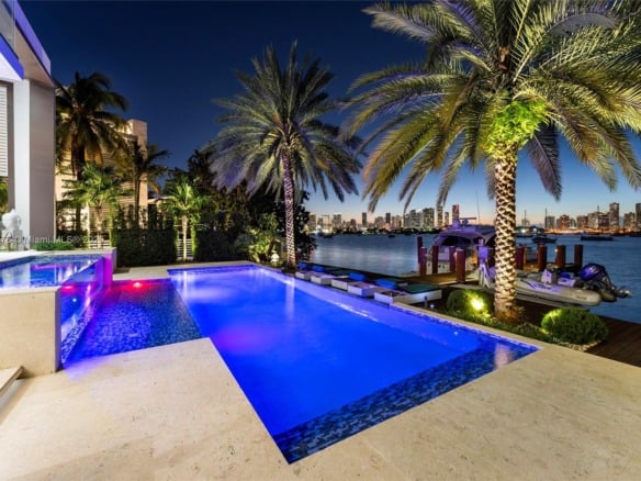 441 N Hibiscus Dr, Miami Beach FL 33139 — #A11795876