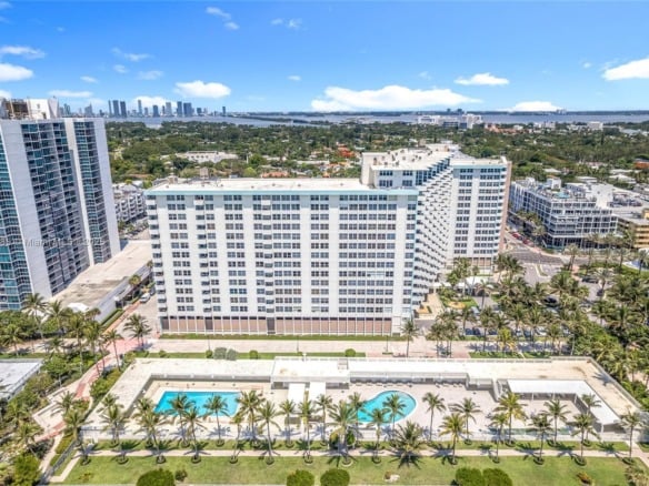2899 Collins Ave # 1218, Miami Beach FL 33140 — #A11795985
