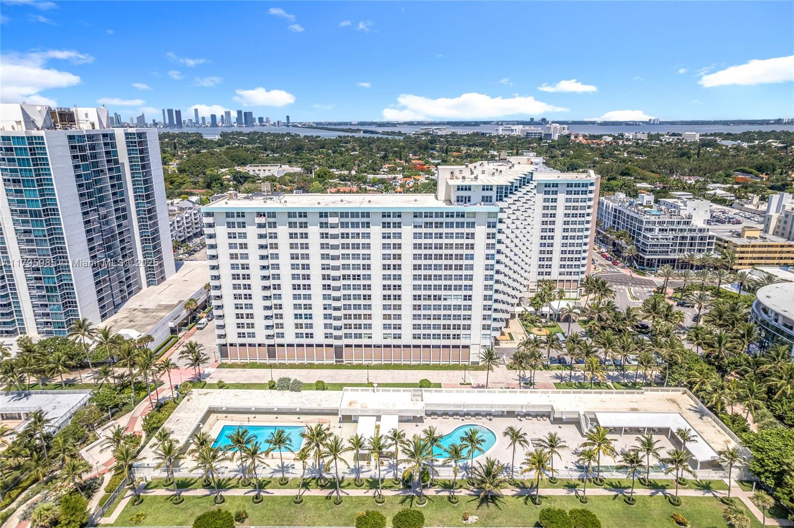 2899 Collins Ave # 1218, Miami Beach FL 33140 — #A11795985