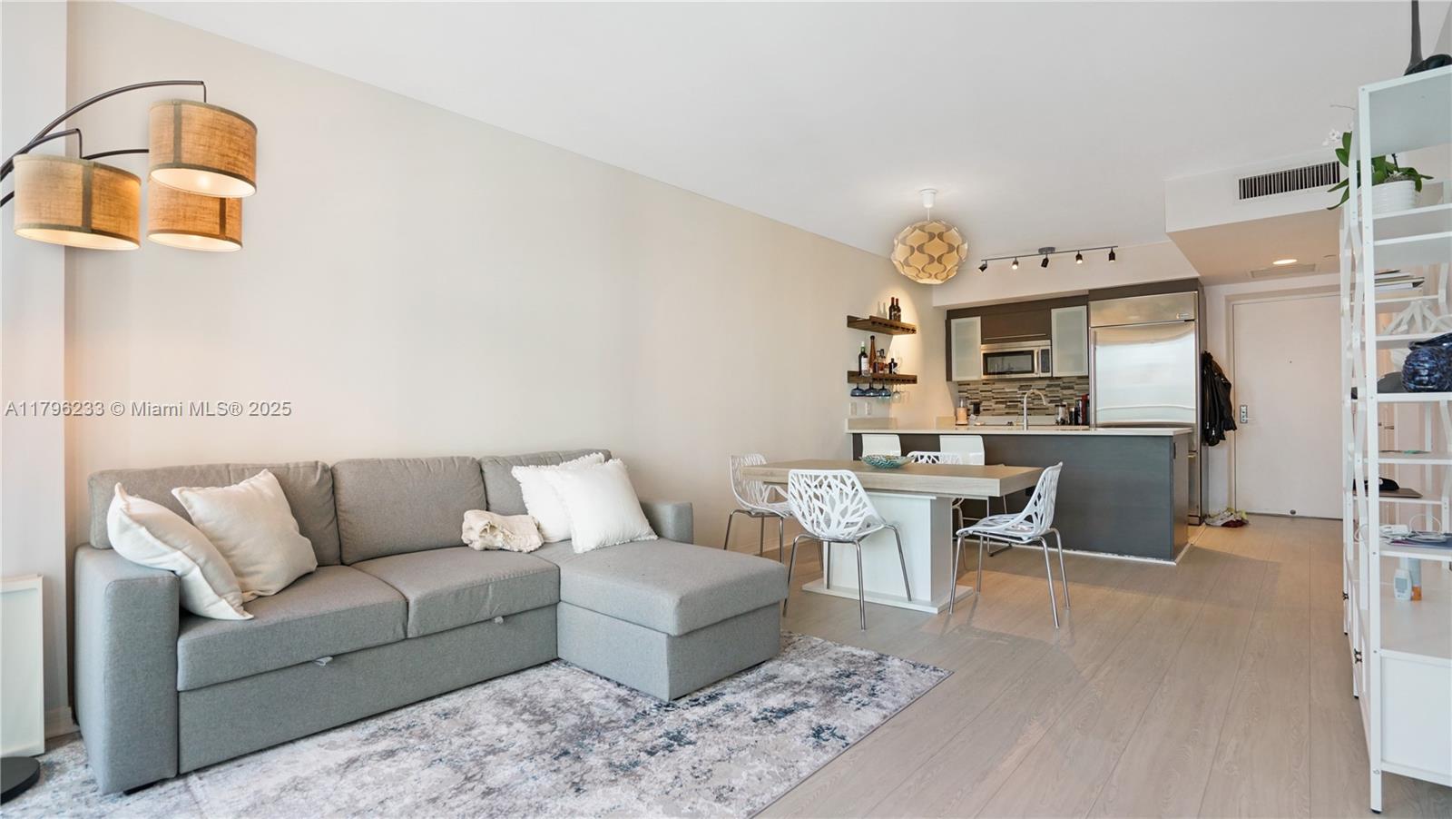 83dcefb7-5584 55 SE 6th St # 1804, Miami FL 33131 — #A11796233