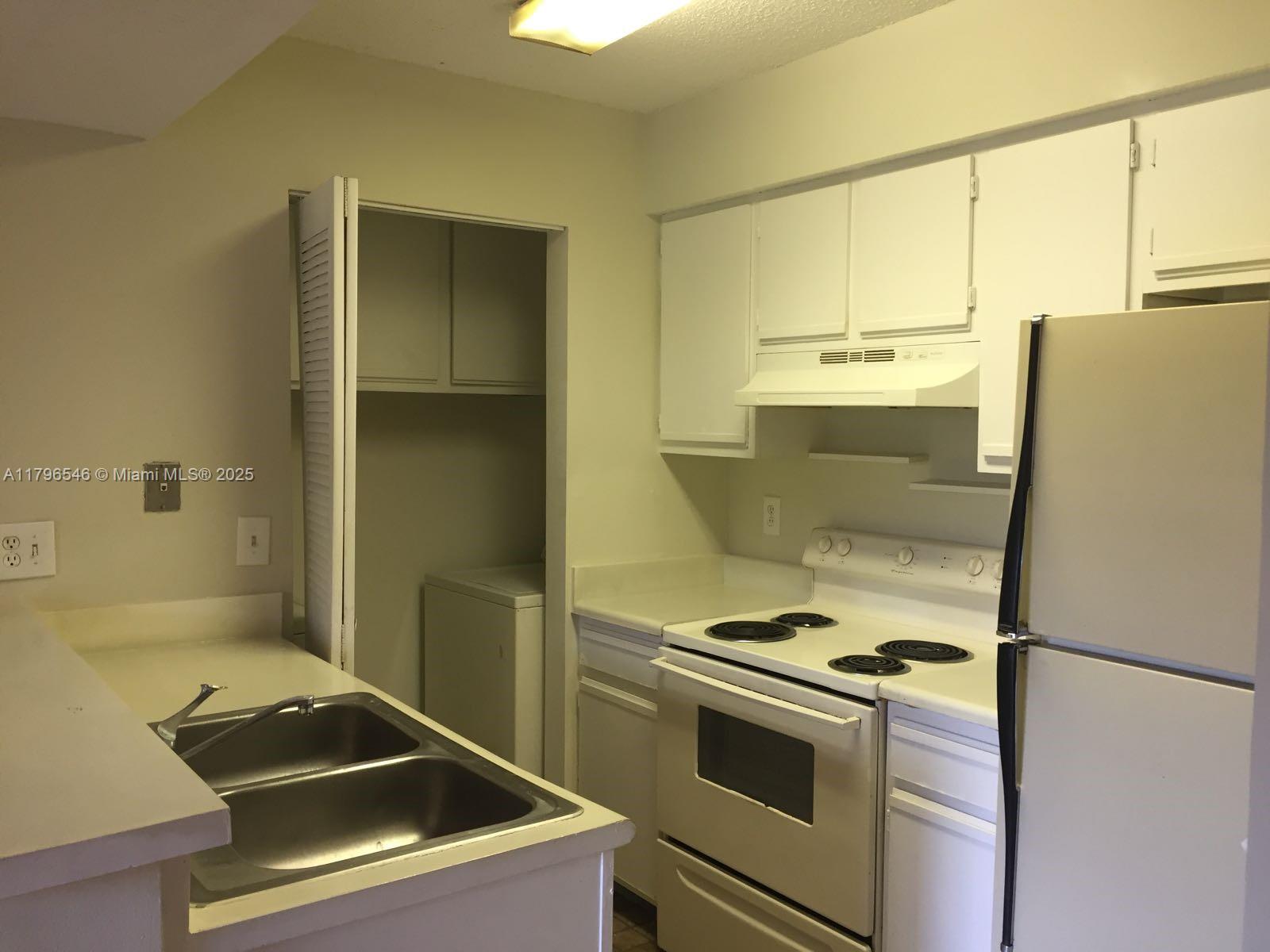 1225 SW 46th Ave # 211, Pompano Beach FL 33069 — #A11796546