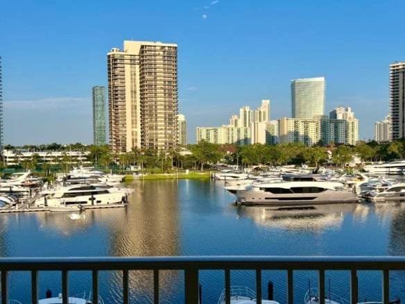 19877 E Country Club Dr # 3606, Aventura FL 33180 — #A11797253