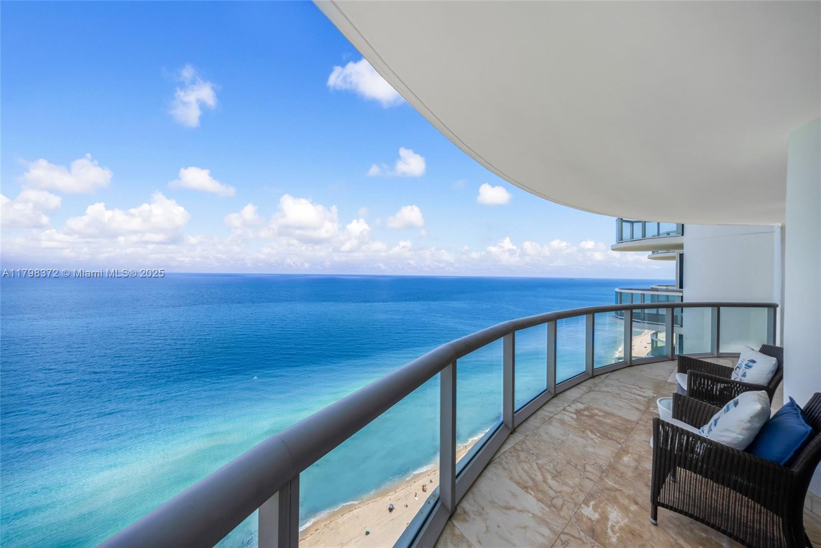 83dcefb7-5638 6365 Collins Ave # 3202, Miami Beach FL 33141 — #A11798372