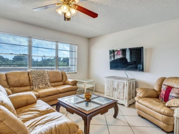 3087 Newport S # 3087, Deerfield Beach FL 33442 — #A11799075