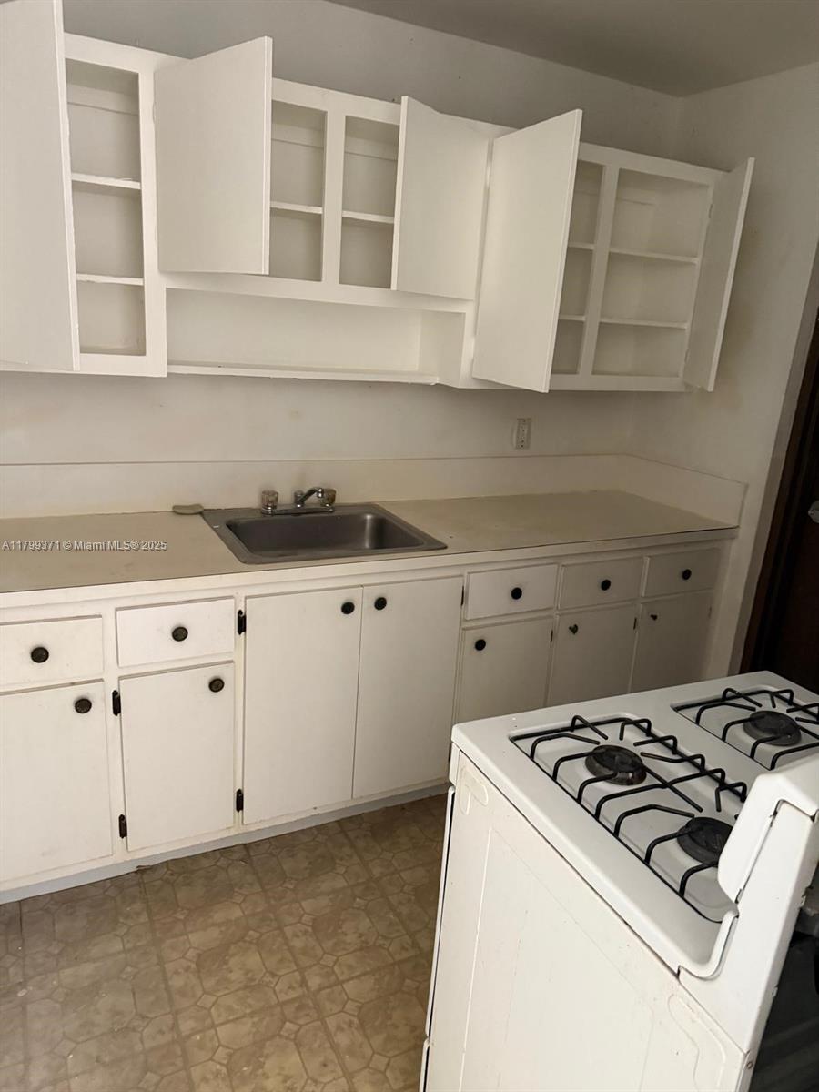 83dcefb7-5661 1600 NW 4th Ave # 16A, Miami FL 33136 — #A11799371