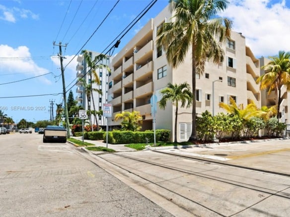 7125 Bay Dr # 201, Miami Beach FL 33141 — #A11800566