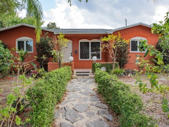 16910 NE 8th Ct, North Miami Beach FL 33162 — #A11800818