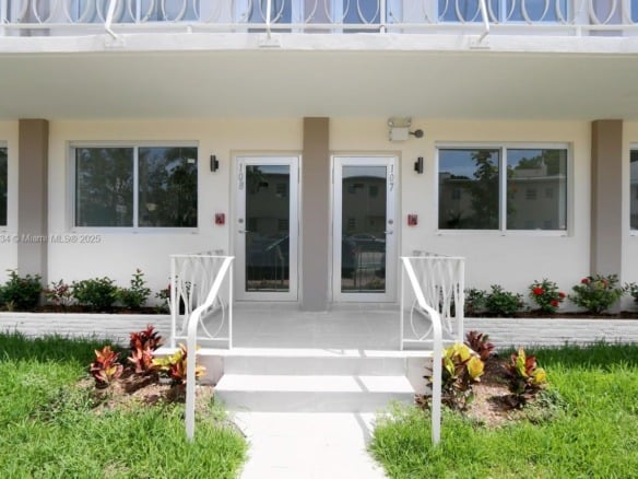 1601 Meridian Ave # 101, Miami Beach FL 33139 — #A11800934