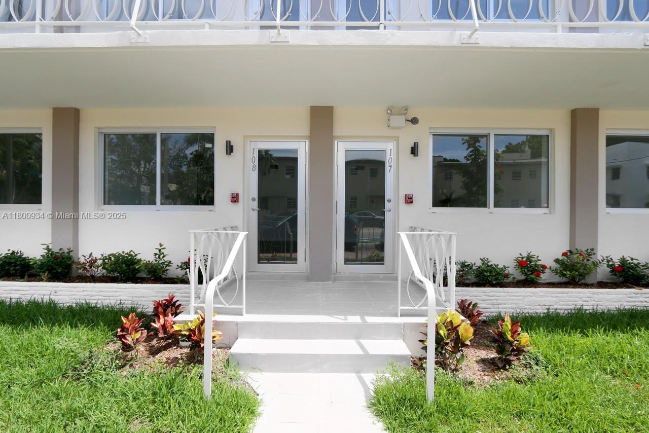 83dcefb7-5695 1601 Meridian Ave # 101, Miami Beach FL 33139 — #A11800934