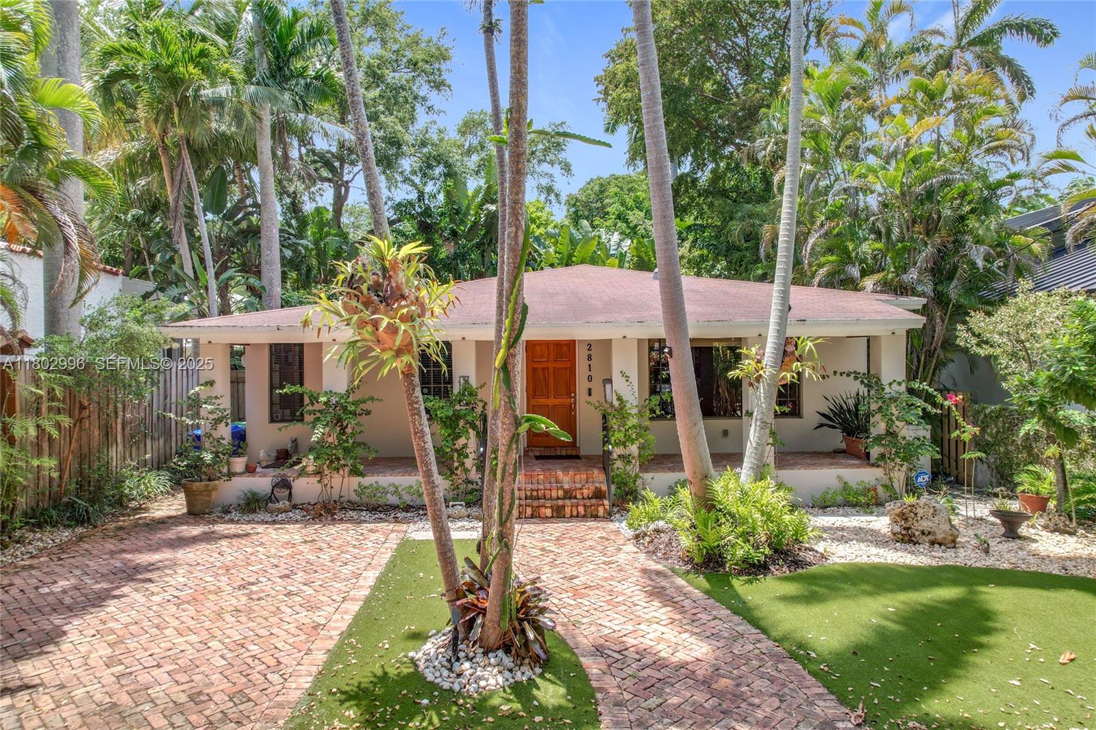 default 2810 Crystal Ct, Miami FL 33133 — #A11802996