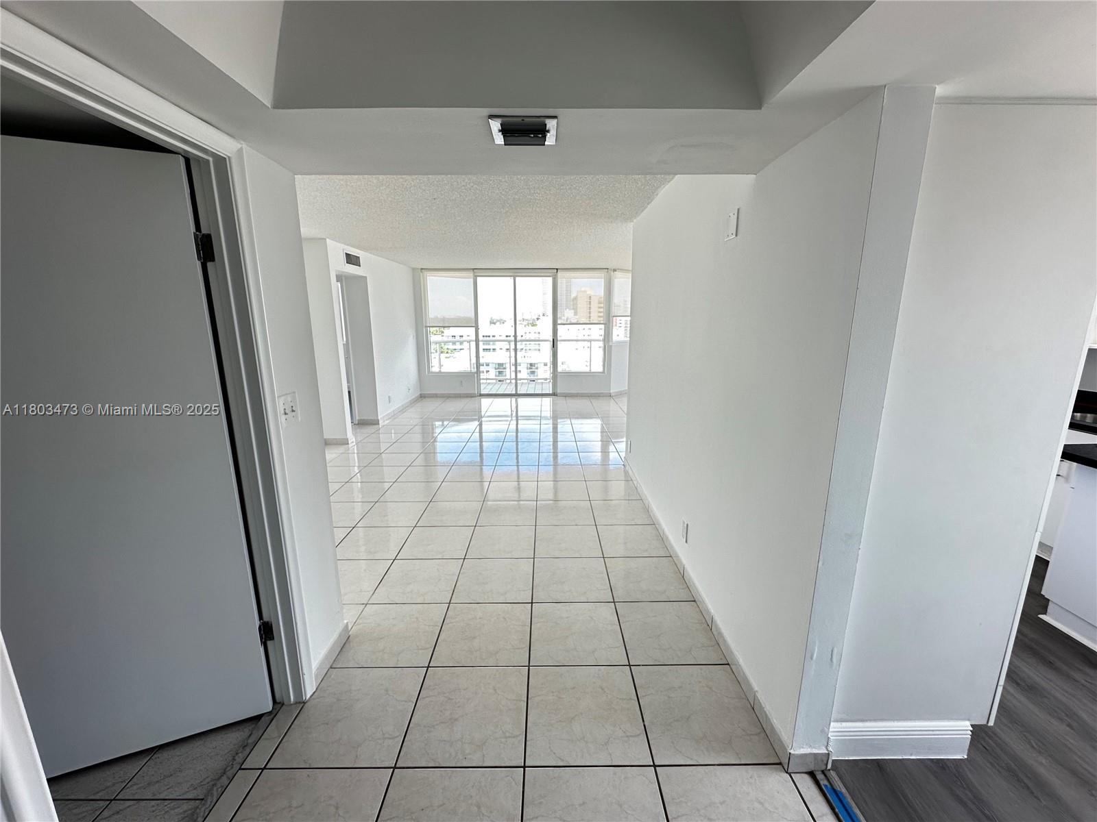 83dcefb7-5751 Listing #A11803473