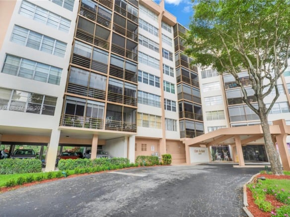1400 Saint Charles Pl # L4, Pembroke Pines FL 33026 — #A11803734