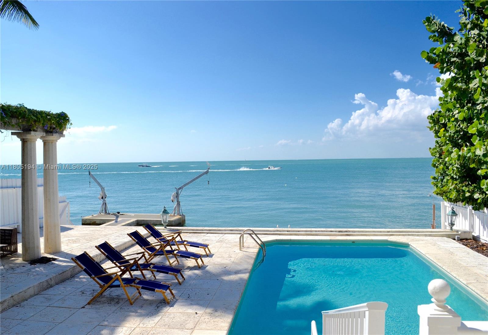 83dcefb7-5789 710 S Mashta Dr, Key Biscayne FL 33149 — #A11805194
