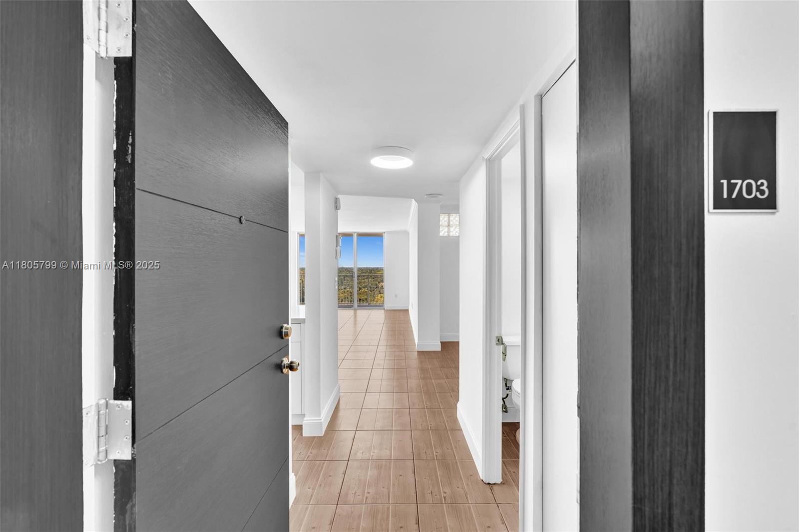 83dcefb7-5802 2801 NE 183rd St # 1703W, Aventura FL 33160 — #A11805799