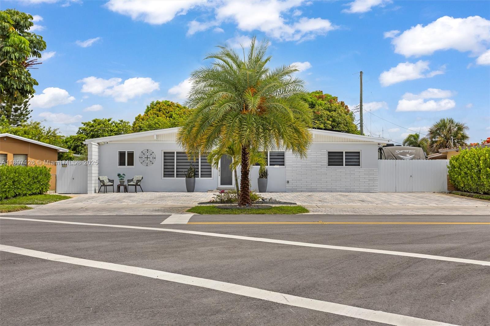 881 NW 177th Ter, Miami Gardens FL 33169 — #A11807126