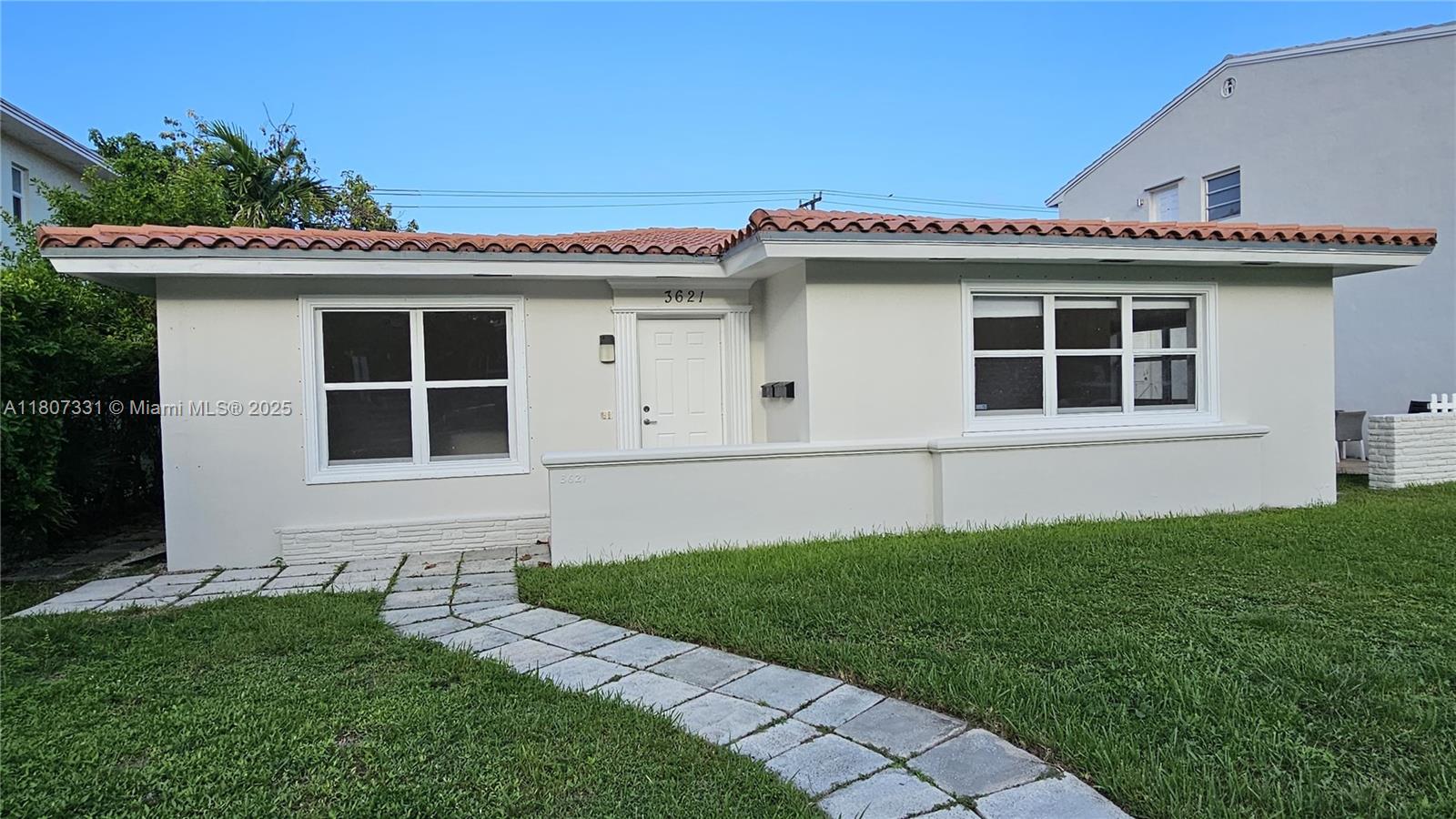 83dcefb7-5838 3621 Ponce De Leon Blvd, Coral Gables FL 33134 — #A11807331