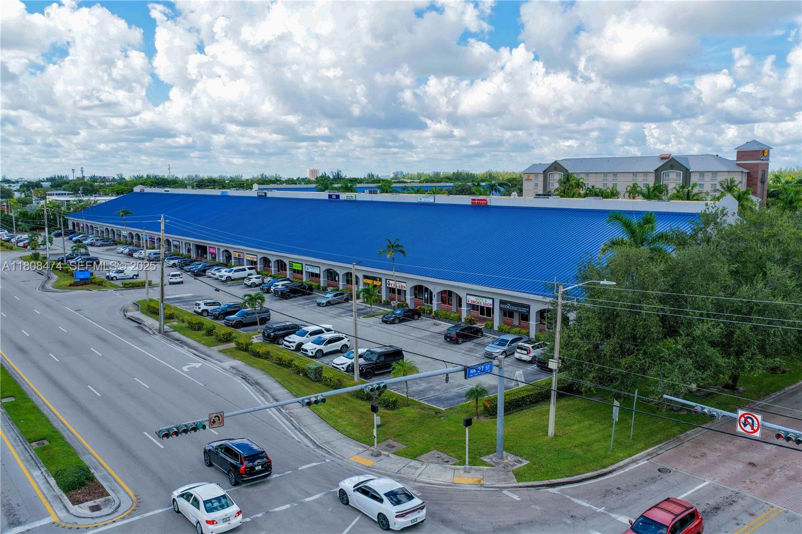 83dcefb7-5872 Listing #A11808474